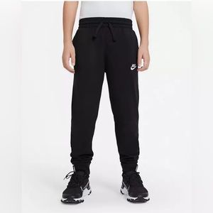 Black Nike sweatpants | Size medium in boys
